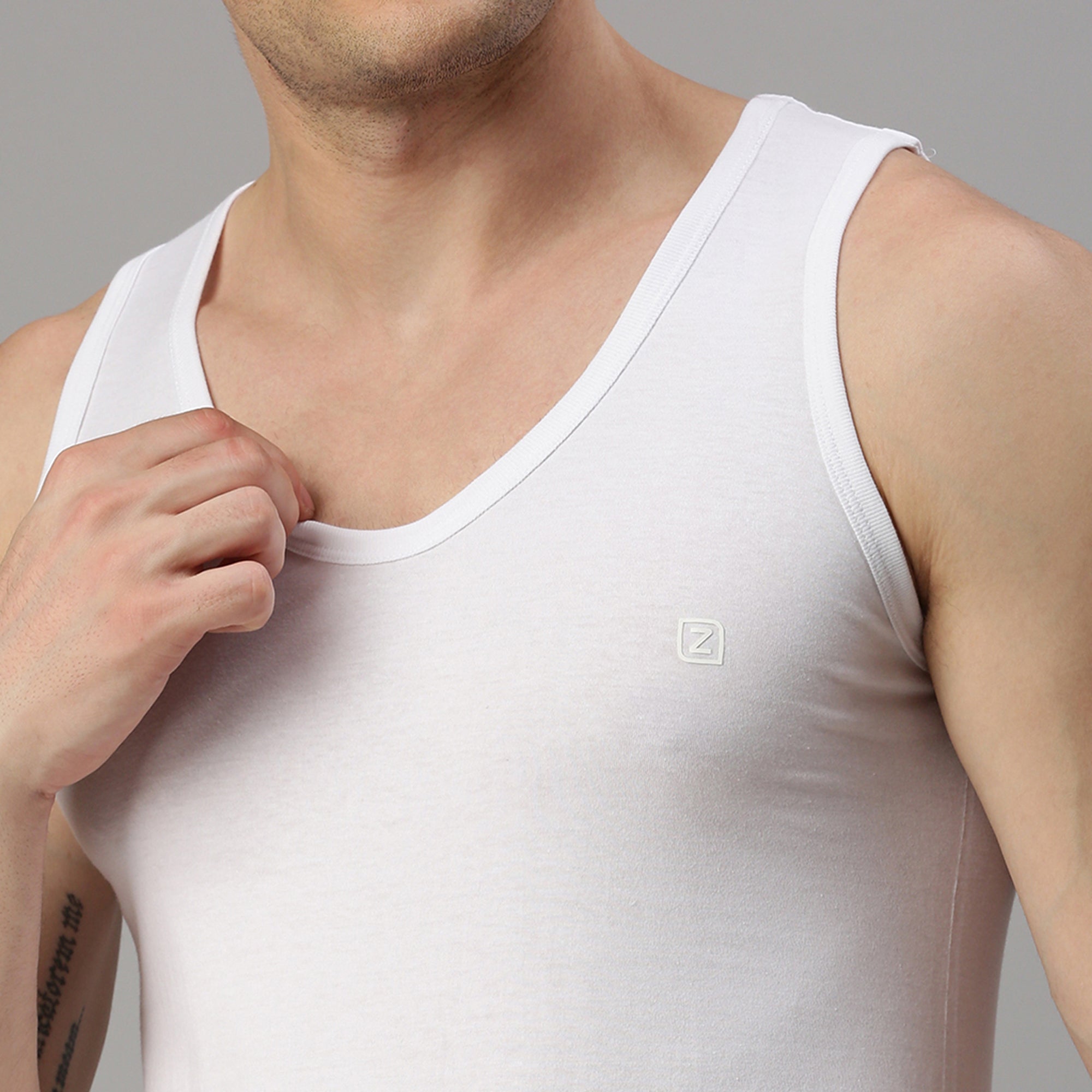 Zoiro Men&#39;s Cotton Jewel Neck Soft Classics Vest (Pack 2) - White