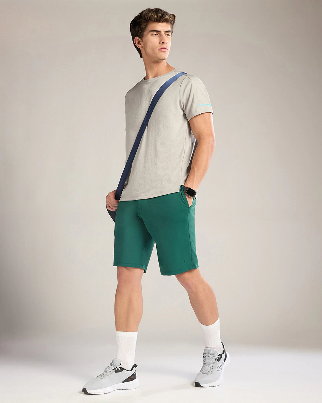 Zoiro Athleisure Shorts Rain Forest - Full Body Side
